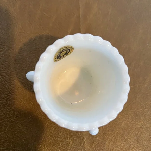 Vintage Westmoreland Milk Glass Swan Toothpick Holder - Picture 5 of 8